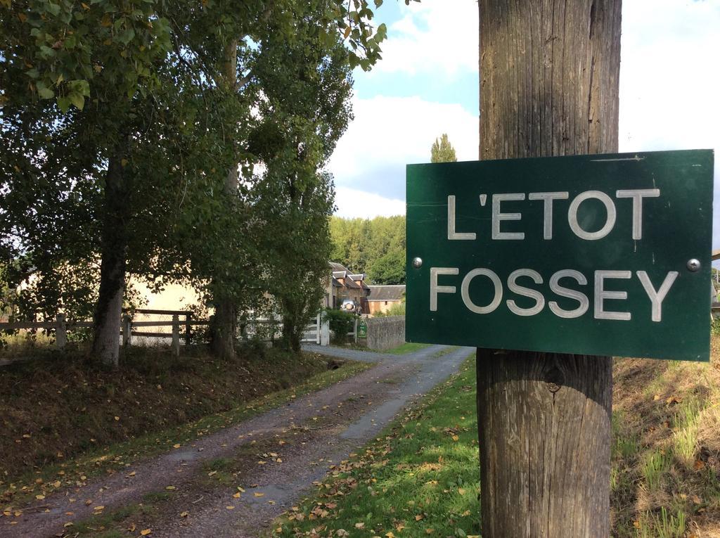 Gite De L'Etot Fossey Marchésieux Esterno foto